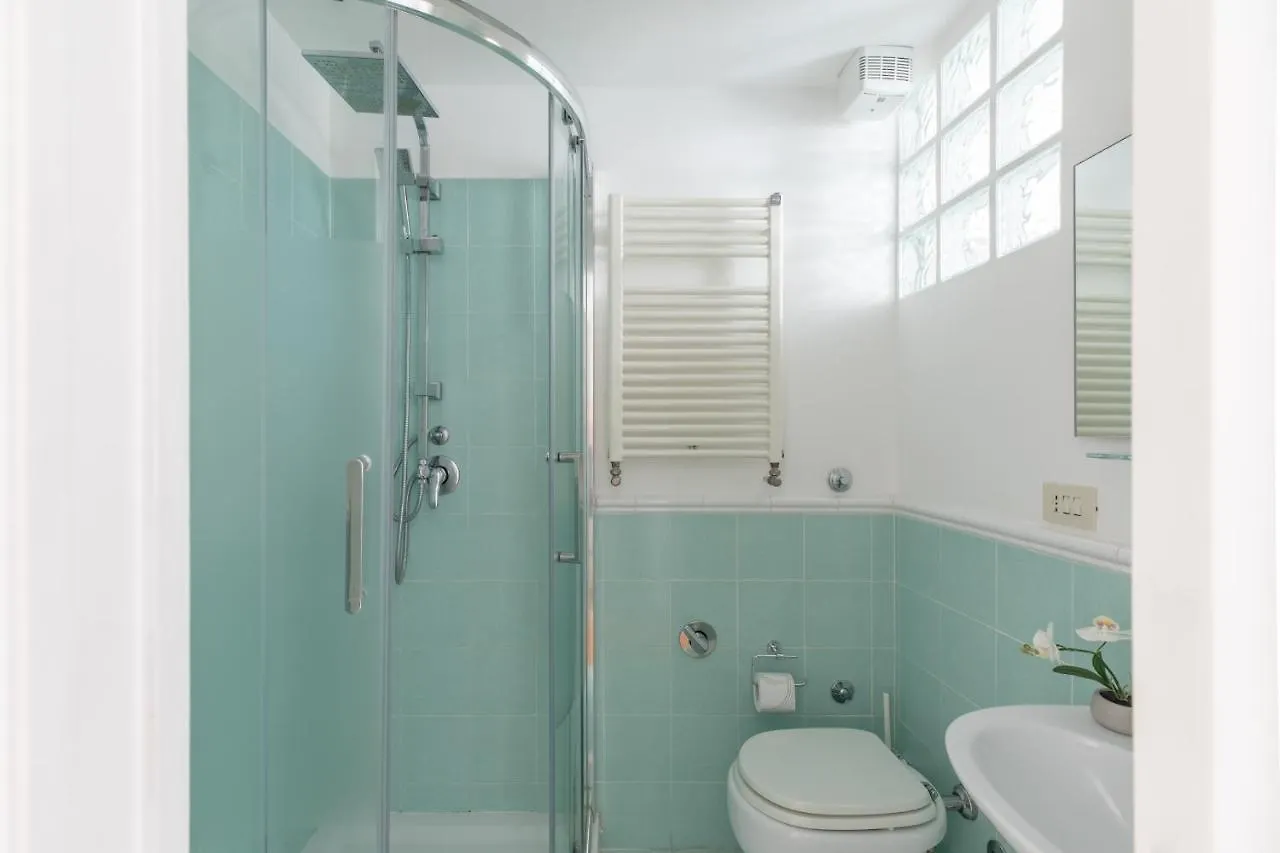Iflat Elegant Apartment In 18Th Century Palace Rome