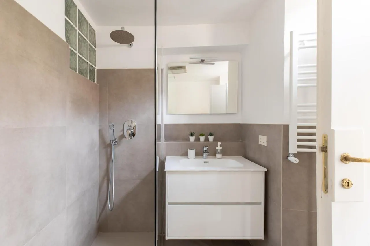 Iflat Elegant Apartment In 18Th Century Palace Rome