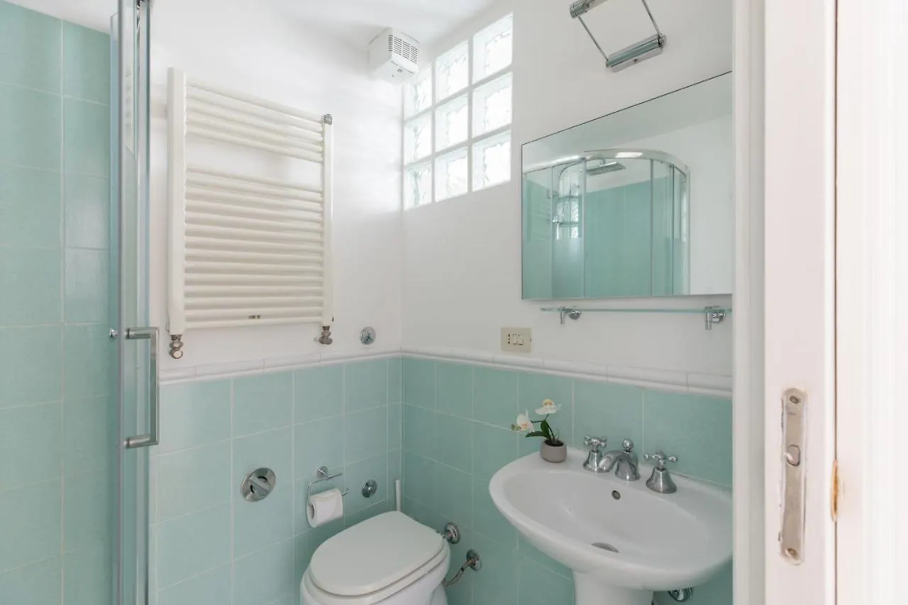 Iflat Elegant Apartment In 18Th Century Palace Rome